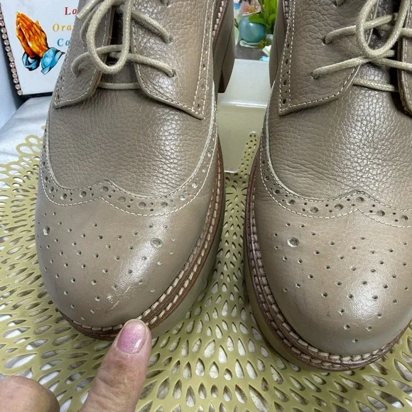 (E) DONNA CATTIVA Women's Platform Oxford Shoes leather with Laces,Size 7/6.5USA - Picture 3 of 13
